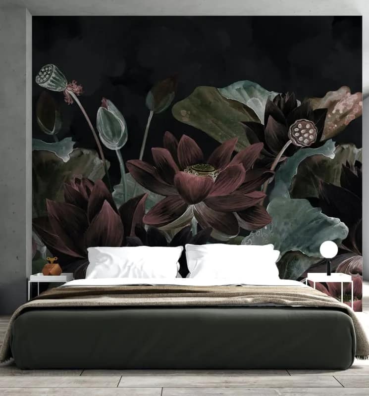 Siyah Zeminli Bordo Lotus Çiçekli Duvar Kağıdı